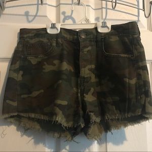 American eagle camo cutoffs